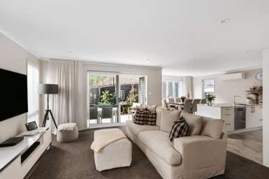 307A Lakes Boulevard_2