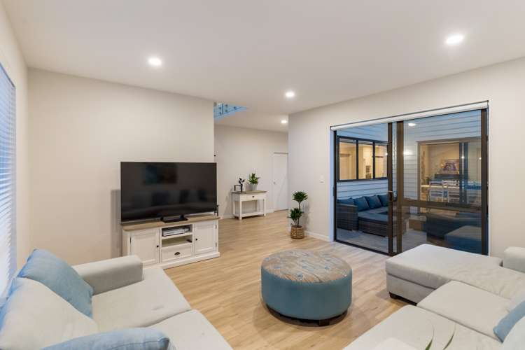 70 Symes Drive Red Beach_8