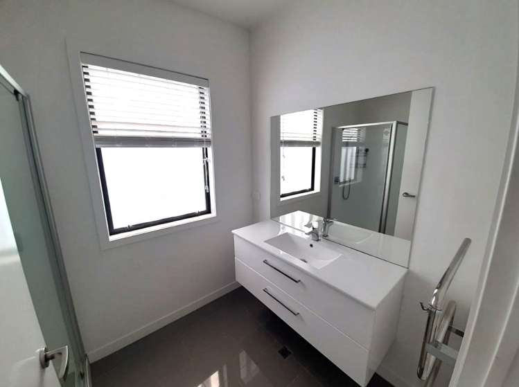 4/50 Ocean View Road Northcote_8