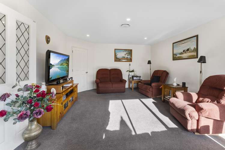 40 Tyree Drive Stoke_9