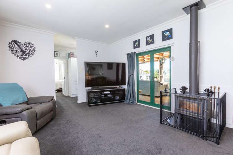 57 McPhee Street Dannevirke_11
