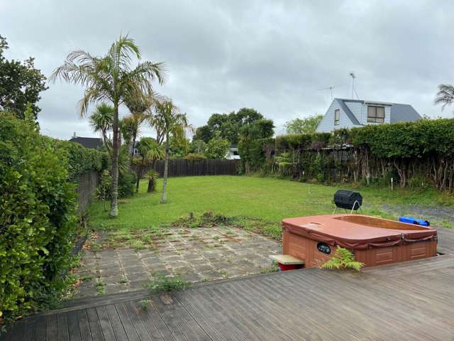 1/75 Marine Parade Mellons Bay_3