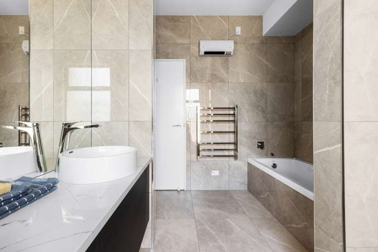 25a Hetley Crescent Taradale_14