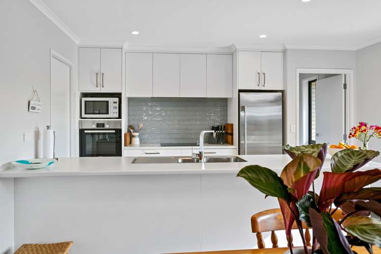 13 Mahy Way Leamington_2