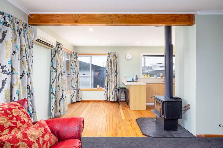 41 Coopers Road Dallington_3