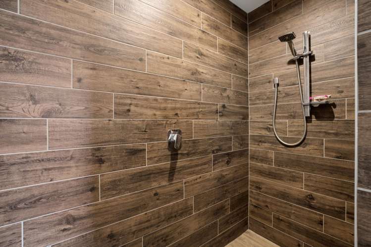 24 Risinghurst Terrace Lower Shotover_21