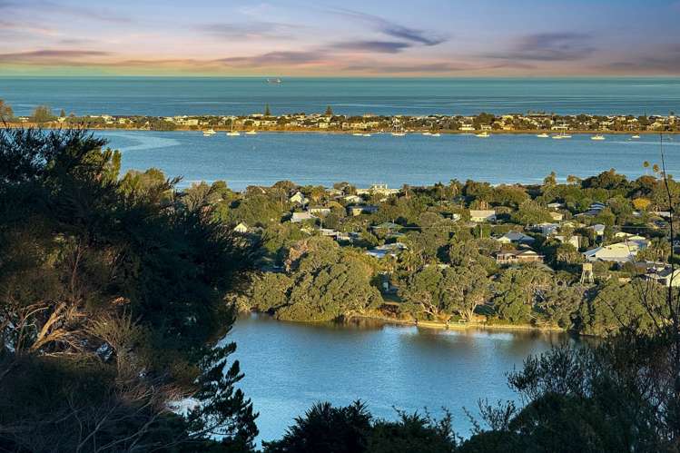 99 Upper Whangateau Road_0