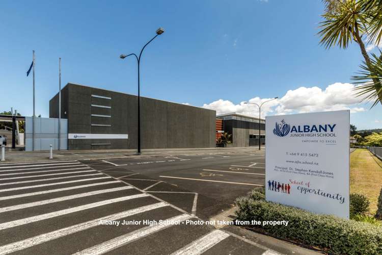 19 Oak Manor Drive Albany_69