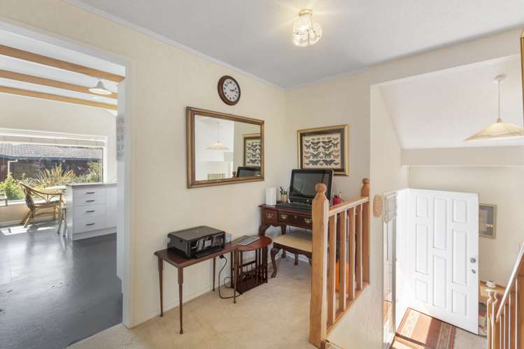 38 Kakariki Grove Waikanae_10