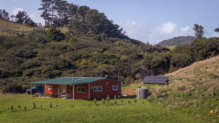 1809 Whaanga Road Raglan_19