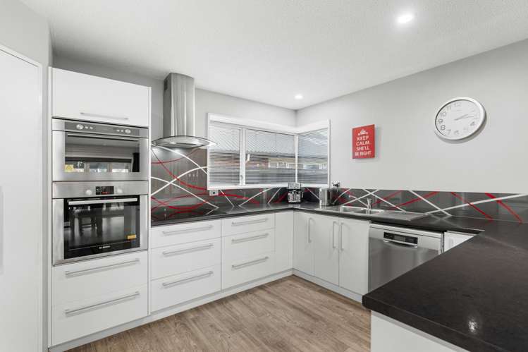 65 Kedleston Drive_3