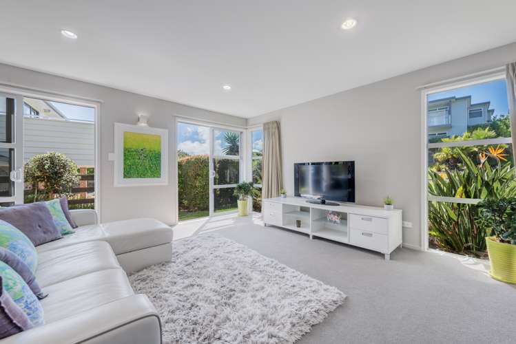 18 Crossland Place Maraetai_5