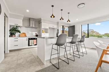 2 Greenfields Way_1
