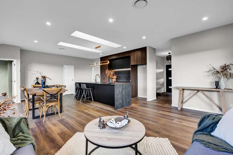 6 Oliver O'Leary Way Westown_6