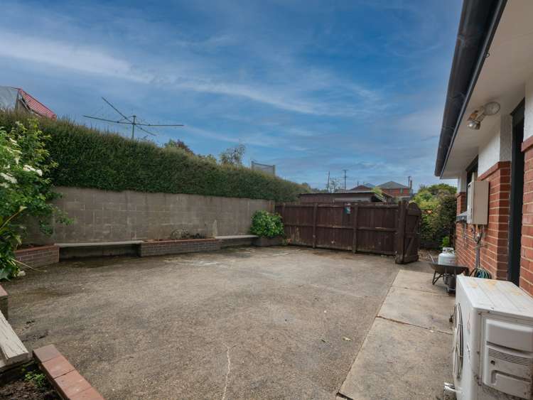 7 Waldron Crescent Green Island_11