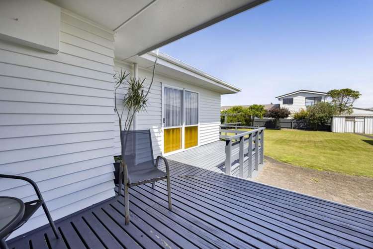 13 Hunter Street Hawera_15