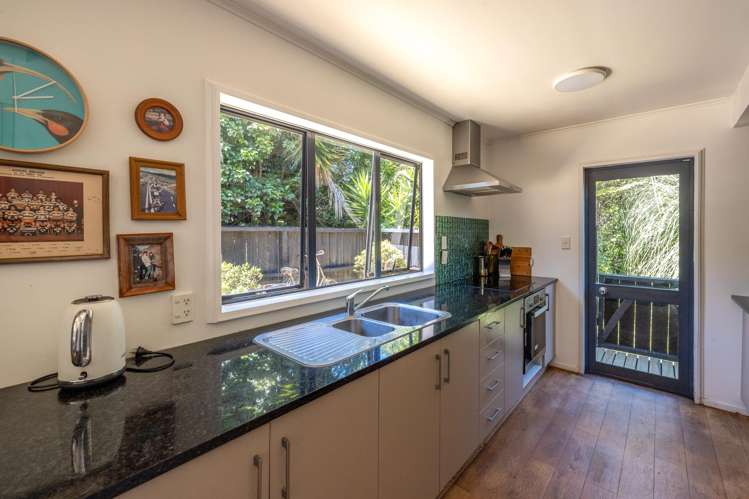 19 Te Makiri Road Onetangi_9