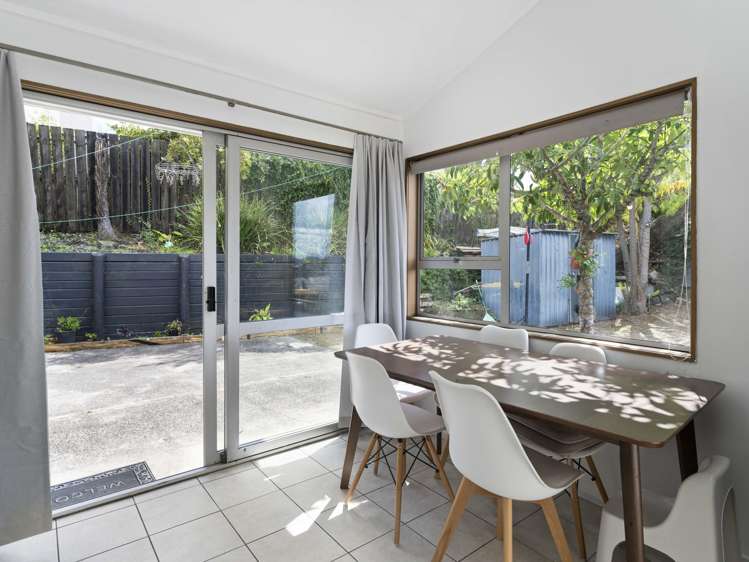2/39C Coronation Road Hillcrest_7