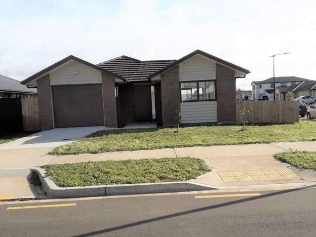 16 Piripono Crescent Pukekohe_4