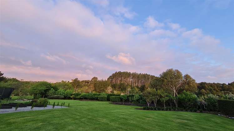 179 Coulson Road Paroa_22