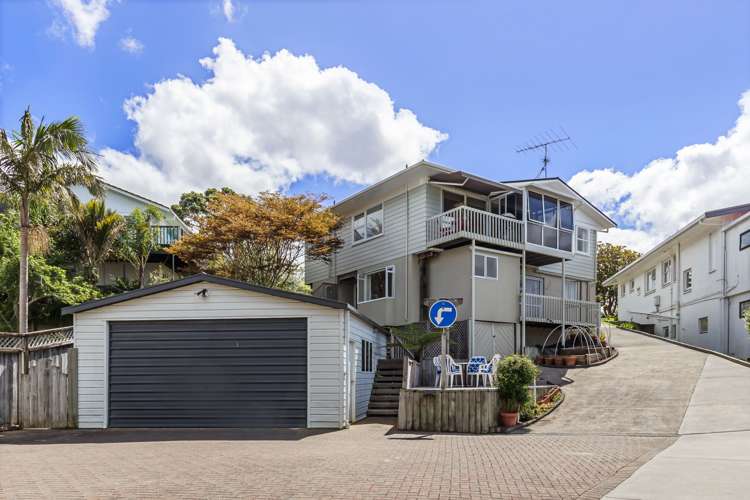 12 Mayfair Crescent Mairangi Bay_19