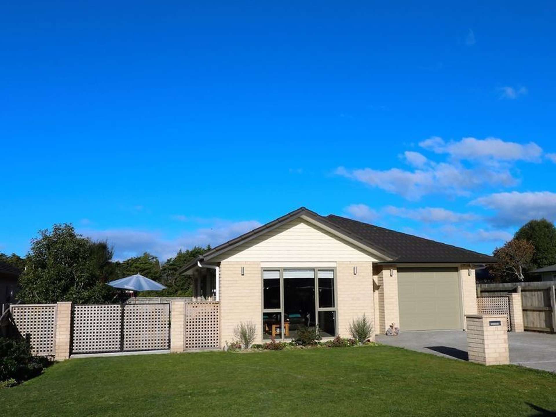 2 Madison Street Carterton_0