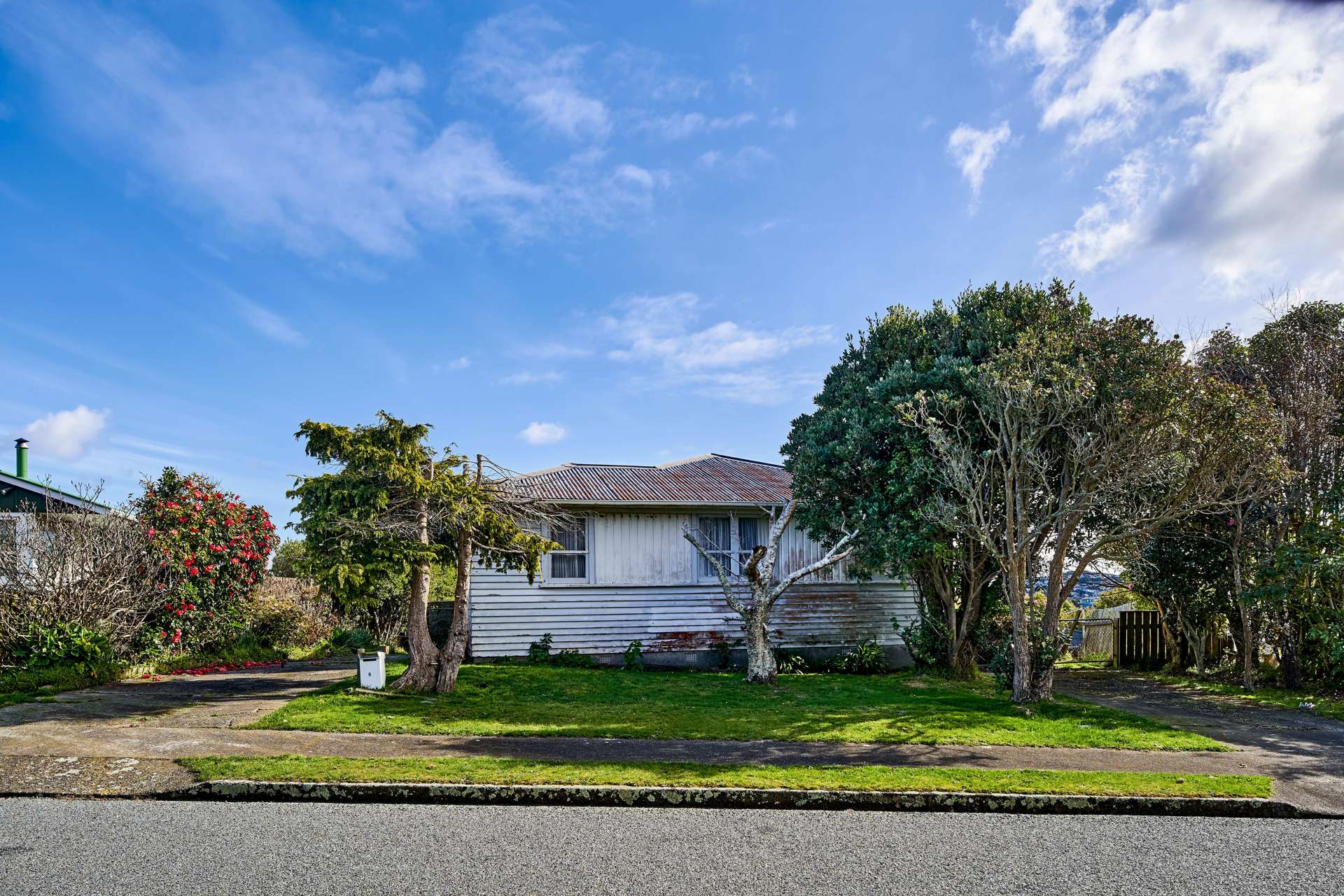 6 Marne Grove Waitangirua_0