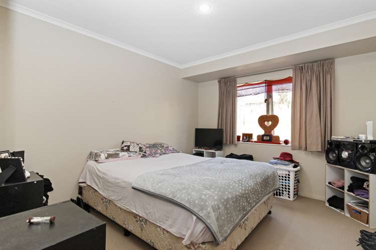 6 Apollo Place Rototuna North_12