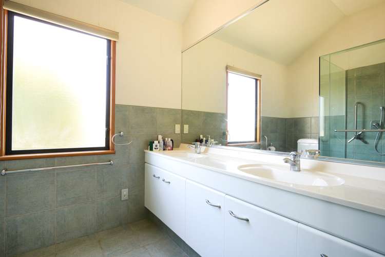 14 Harvey Road Bluff Hill_13