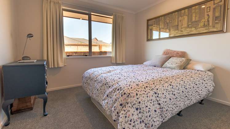 35 West Thompson Street Leamington_10