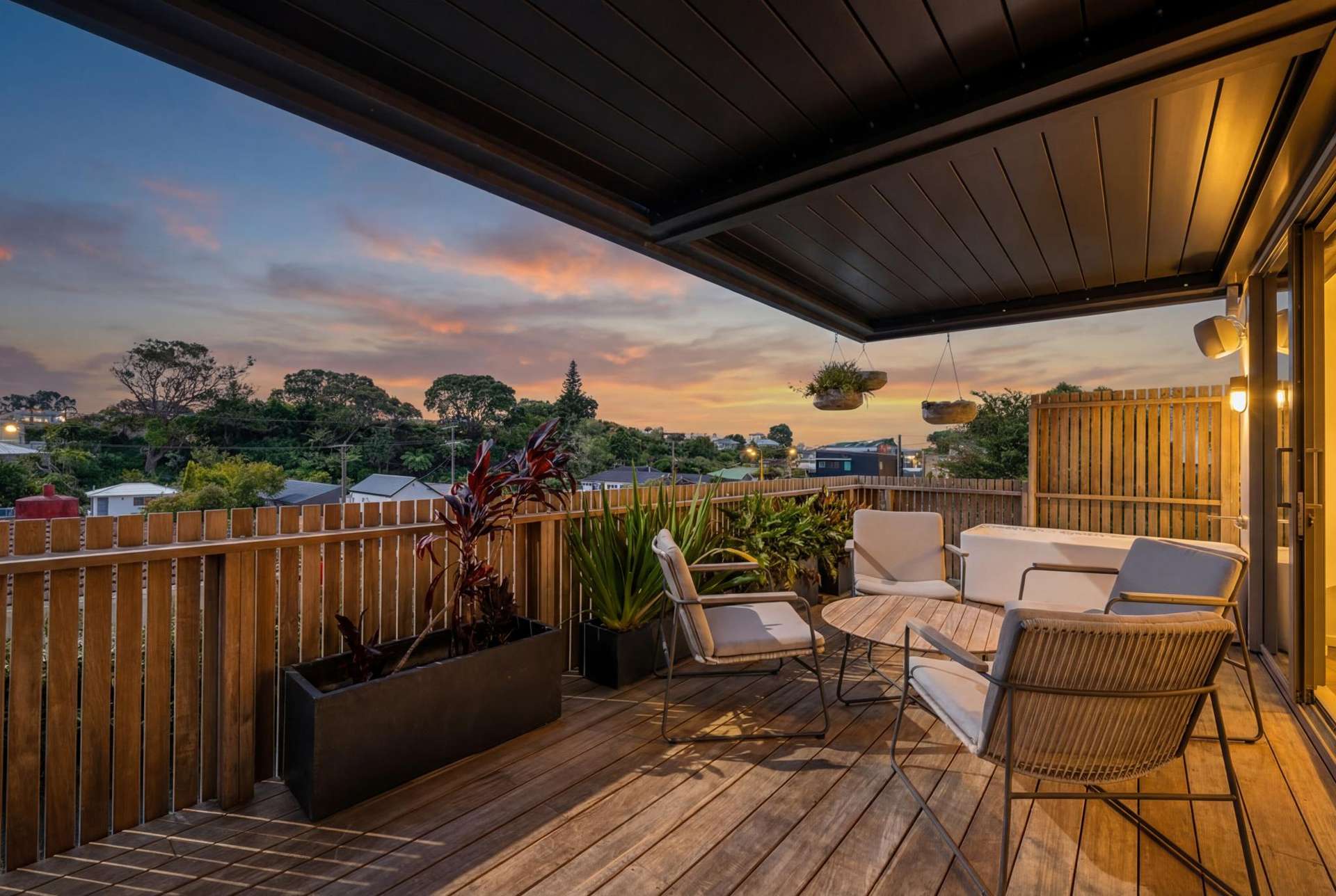 244 Devon Street West City Centre_0