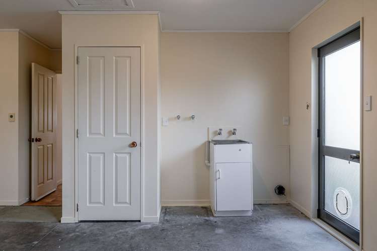 105 Summerhill Drive Fitzherbert_25