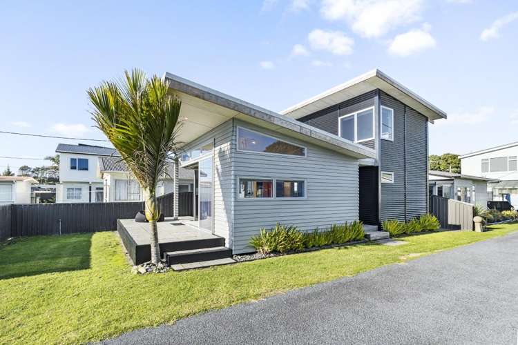 29 Third Avenue Urenui_0