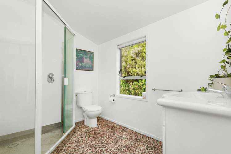 8 Hillcroft Road Horokiwi_14