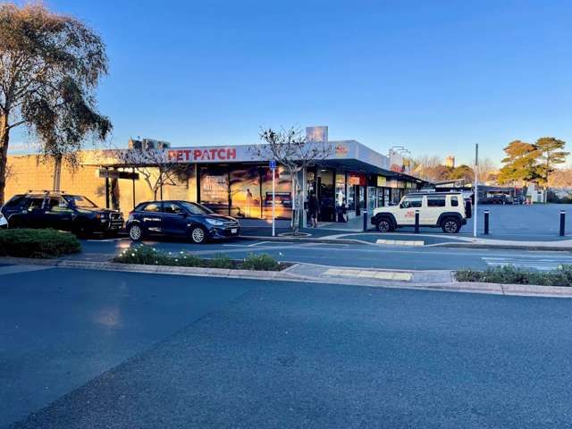 Shop 1/320 Main Road Kumeu_3