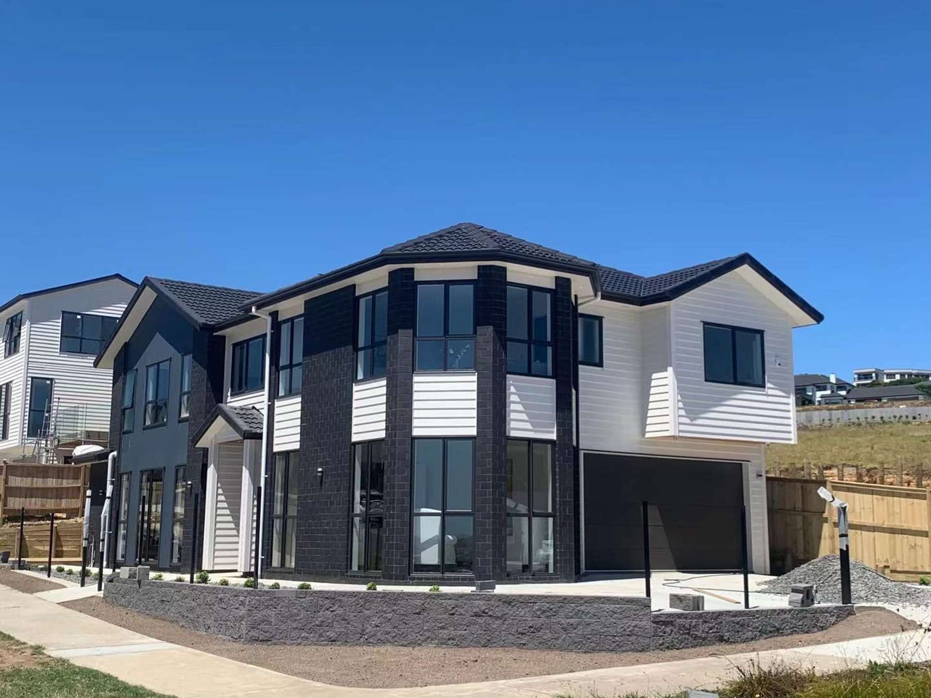 2 Aklander Rise Flat Bush_0