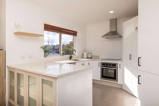2/100 Millers Road Brookfield_1