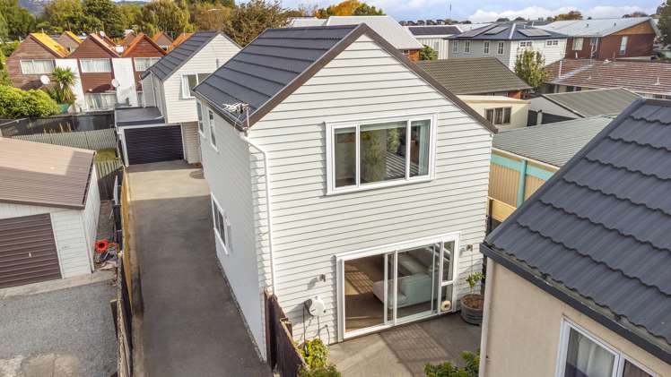 2/194 Hastings Street East Waltham_14