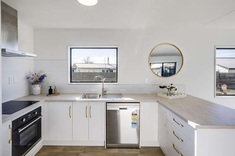 20B Peary Crescent Flaxmere_2