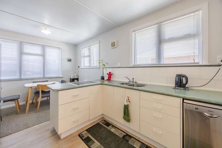 700 Grove Road Mayfair_6