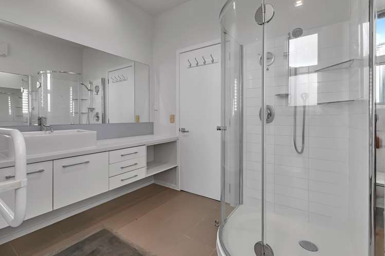 1 Cayman Court One Tree Point_10