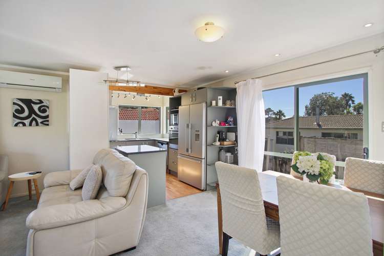 1 Kestrel Heights Arkles Bay_9