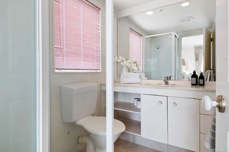 12 Mission View Drive Northpark_12