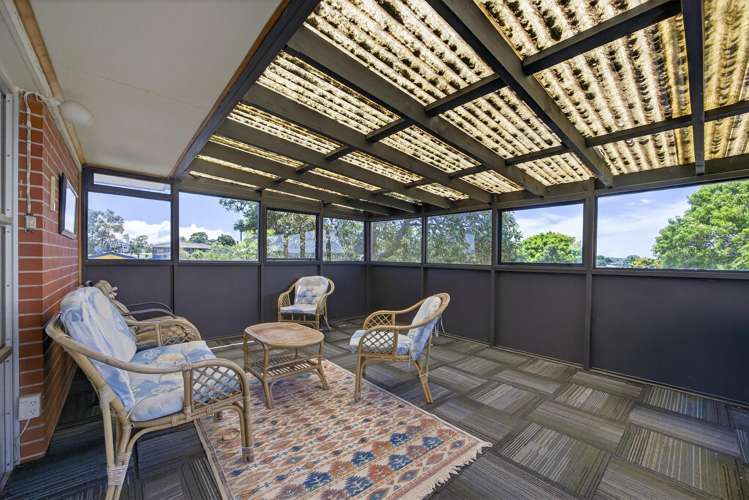 10 Riverhills Avenue Pakuranga Heights_15