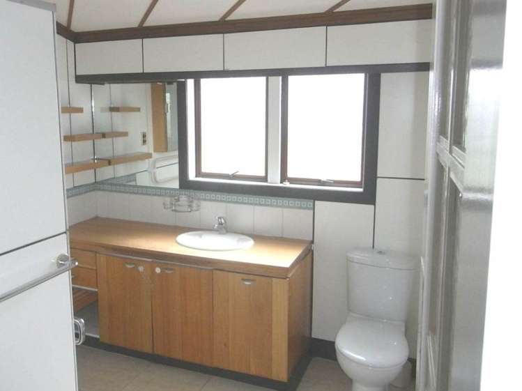 6 Windermere Crescent Blockhouse Bay_7