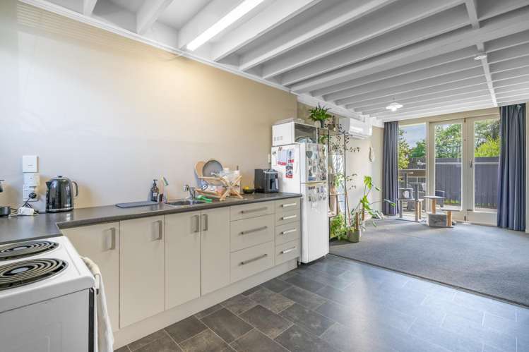 6/60 Beatrice Street Avenal_3