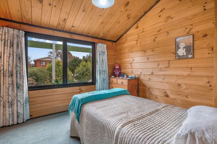 19 Deller Drive Carterton_15