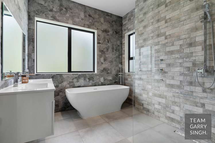 12 Judge Richardson Drive Opaheke_11