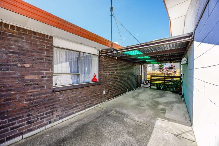2/29 Trentham Road Papakura_11