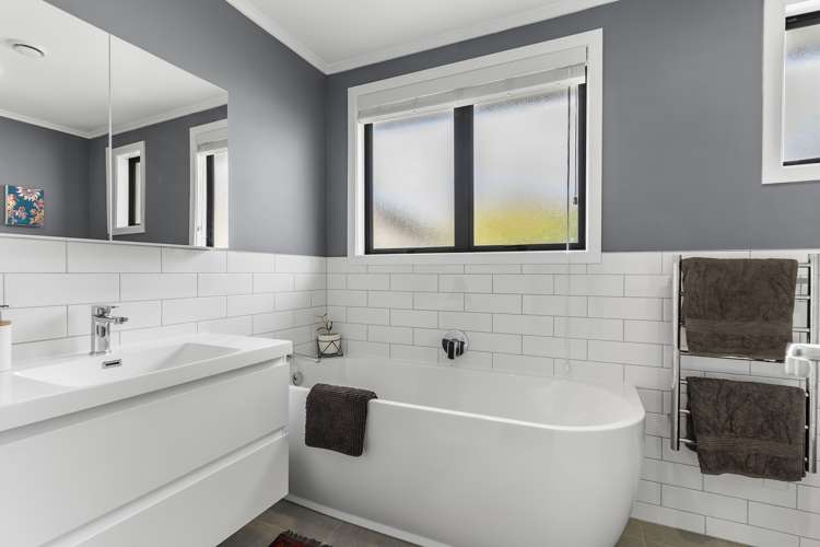 41 Covil Avenue Te Atatu South_18